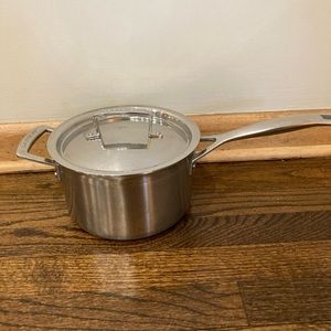 Le creuset tri-ply stainless steel 2 1/2 covered saucepan